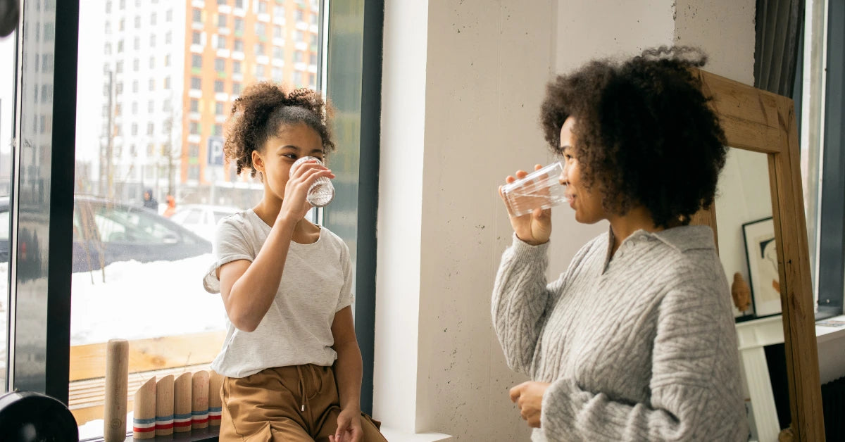 Astuces pour boire plus d'eau et dire non aux boissons sucrées.